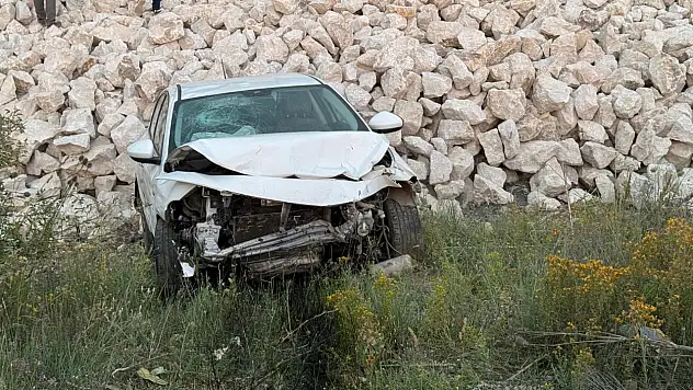 Kastamonu'da Hafif Ticari Araç ile Otomobil Çarpıştı: 9 Yaralı