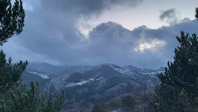 Kastamonu'da Kar Yağışı Etkisini Sürdürüyor