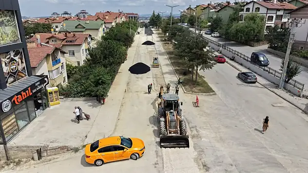 Kastamonu'da Üç Mahallede Yol Mesaisi Sürüyor