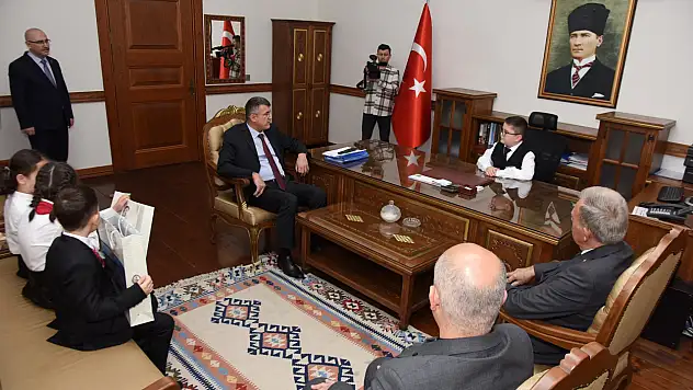 Kastamonu'da Valilik koltuğu çocukların