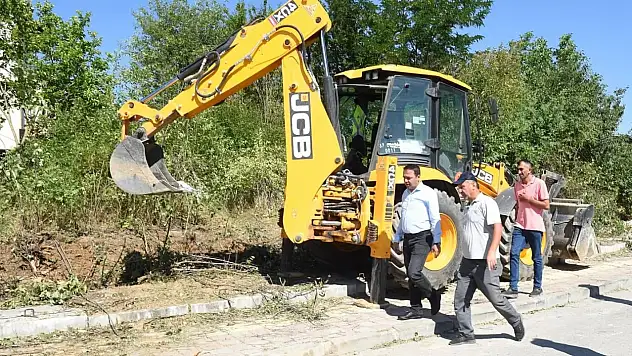Kastamonu'da Yol ve Kaldırım Yenileme Çalışmaları Sürüyor