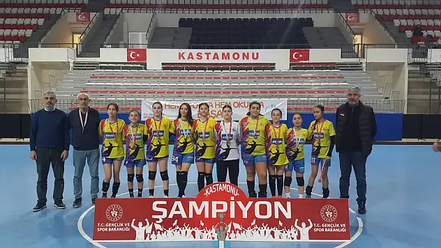 Kastamonu'dan 3 Takım Yarı Finallerde