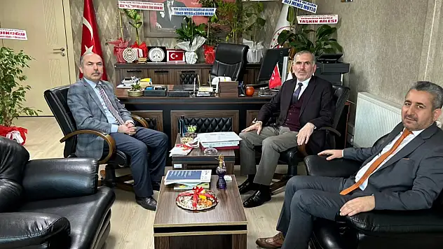 Kastamonu İl Müftüsü Bekir Derin, Ticaret İl Müdürü İbrahim İriş'i Ziyaret Etti