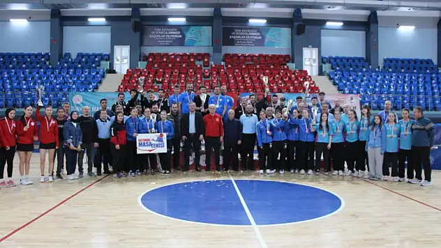Kastamonu Masa Tenisinde 2'nci Oldu