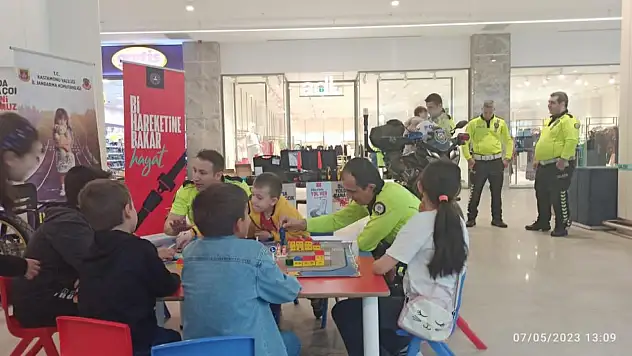 Kastamonu polisinden çocuklara trafik eğitimi