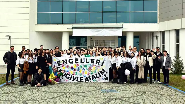 Kastamonu Üniversitesi'nde 'Özel Gereksinimli Bireylere Multidisipliner Yaklaşım' Paneli Düzenlendi