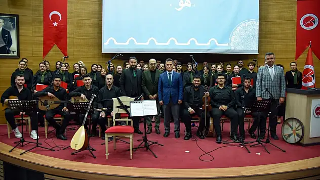 Kastamonu Üniversitesi'nde Tasavvuf Musikisi Konseri Sanatseverlerle Buluştu