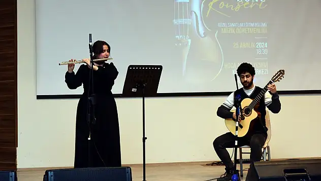Kastamonu Üniversitesi'nde Yarıyıl Konseri Düzenlendi