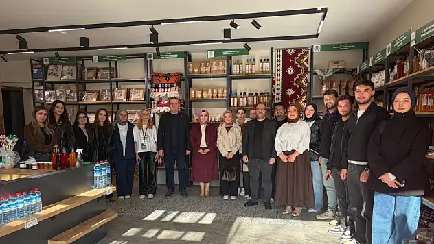 Kastamonu Üniversitesi Öğrencileri Kadın Kooperatiflerini Tanıdı