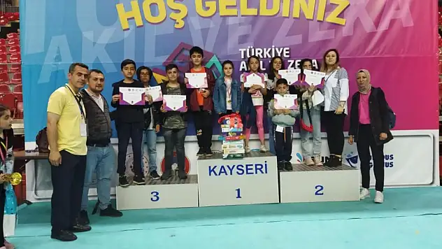 Kastamonulu öğrenci Türkiye birincisi oldu