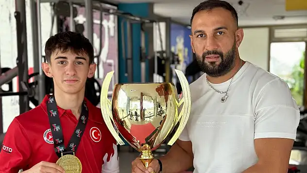 Kastamonulu Sporcu Hamza Eren Yeniden Ringe Çıkıyor