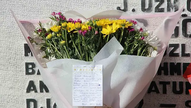 Heyecanını Şehit Babasıyla Böyle Paylaştı