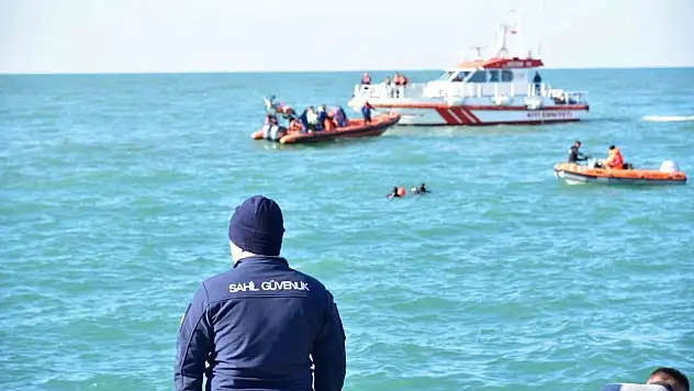 Kayıp Gemi Mürettebatının arama Çalışmaları Sürüyor