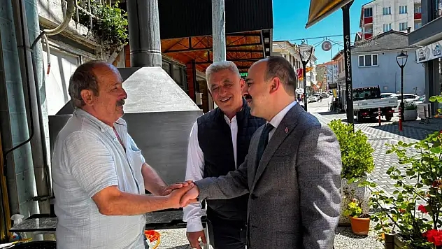 Kaymakam Demir'den Esnaflara Veda Ziyareti