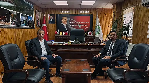 Kaymakam Karaselvi'den Başkan Arı'ya Ziyaret