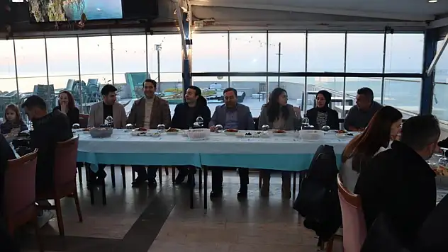 Kaymakam Karataş, Kolluk Kuvvetleriyle İftar Yaptı