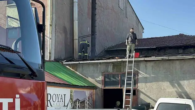 Kazan Dairesinde Çıkan Yangın Korkuttu