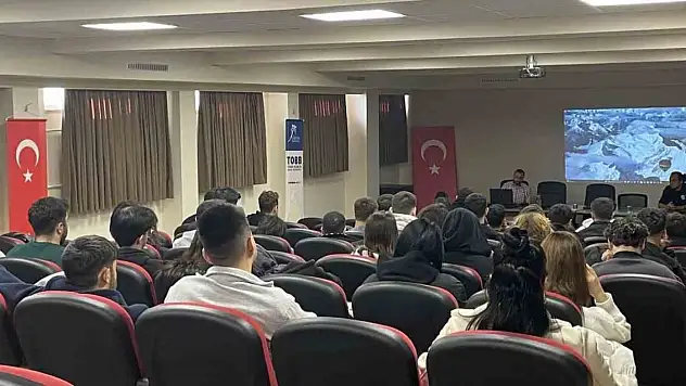 KBÜ'de 'Bilişimde Grafik Ve Animasyon Teknikleri' Eğitimi Gerçekleştirildi