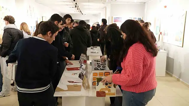 KBÜ'de Grafik Tasarımı Bölümü Öğrencilerinden Sergi