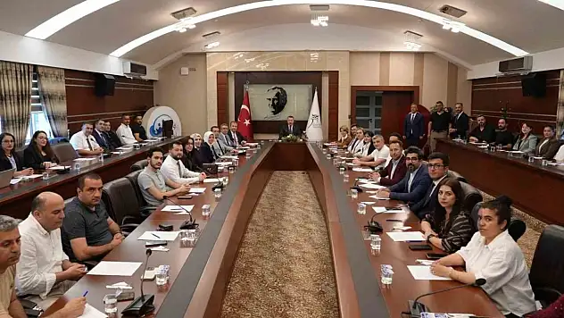 KBÜ'de Sosyalfest'e emek veren akademik ve idari personel onurlandırıldı