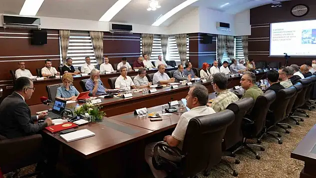 KBÜ Senatosu'nda yapay zeka projeleri öne çıktı