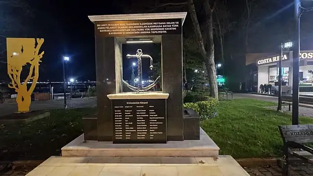 12 Denizci Anısına Anıt Yapıldı