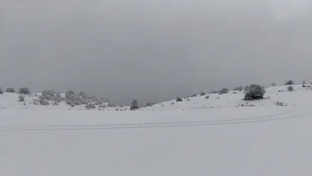 Keltepe Kayak Merkezi'nde Kar Yağışı Etkili Oldu