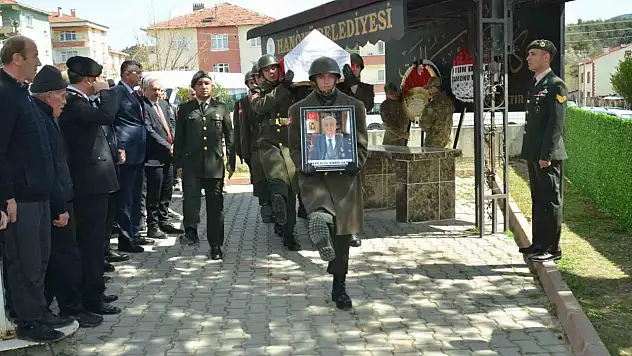 Kıbrıs Gazisi, Askeri Törenle Son Yolculuğuna Uğurlandı
