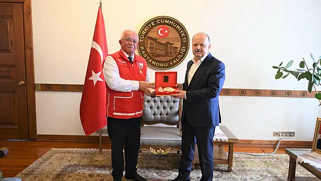 Kızılay Başkanlarından Vali Dallı'ya Ziyaret