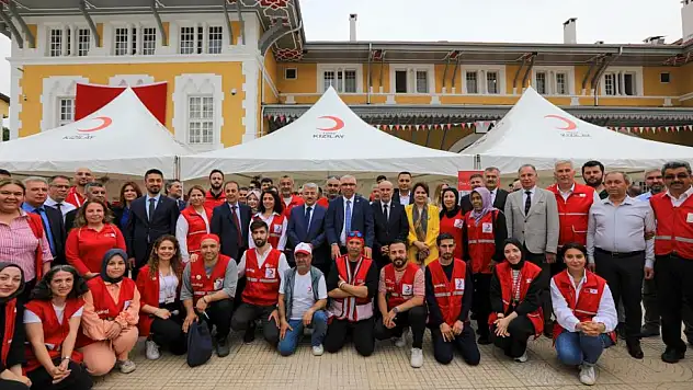 Kızılay'dan Rekor Kan Bağışı