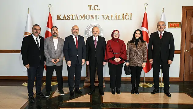 Kızılay'dan Vali Dallı'ya Ziyaret