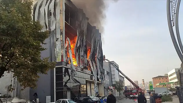 Kocaeli'de Yangın Faciası: 6 Kişi Hayatını Kaybetti!