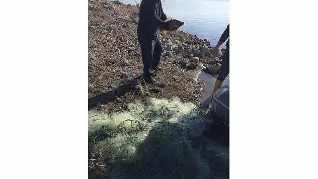 Koçhisar Barajında 2 bin 700 Metre Ağ Yakalandı