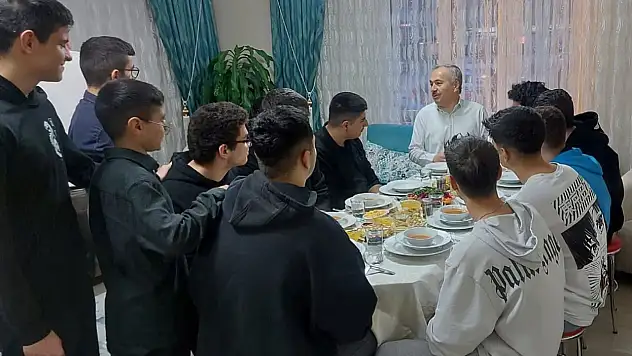 Köksalan Çocuklarla İftar Yaptı