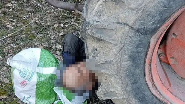 Yaşlı Adam Traktörün Altında Kaldı