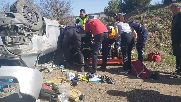Kontrolden Çıkan Otomobil Takla Attı: 1 Yaralı