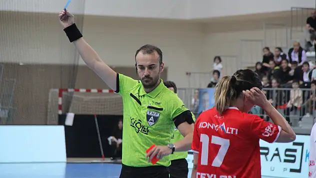 Konyaaltı'nda Ceylan Aydemir maçı tamamlayamadı