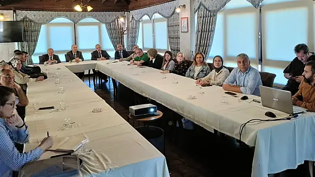 Köy Evlerinin Elektrik Tesisatları Yenilendi