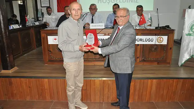 KÖY-KOOP'ta Erol Akar Güven Tazeledi