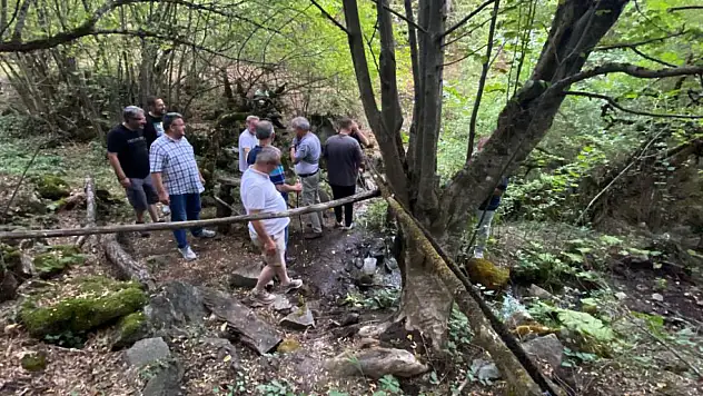 Köylüler suyunu koruyor
