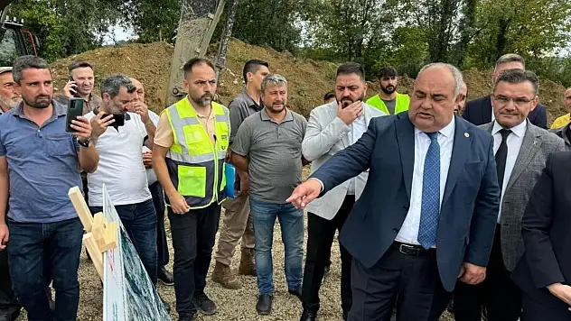 Kozcağız Beldesi Ve Özbaşı Köyünde Yeni Projeler Hayata Geçirilecek