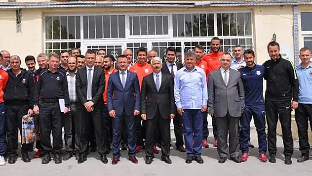 KSK 1966, Ceza İnfaz Kurumu'nu ziyaret etti