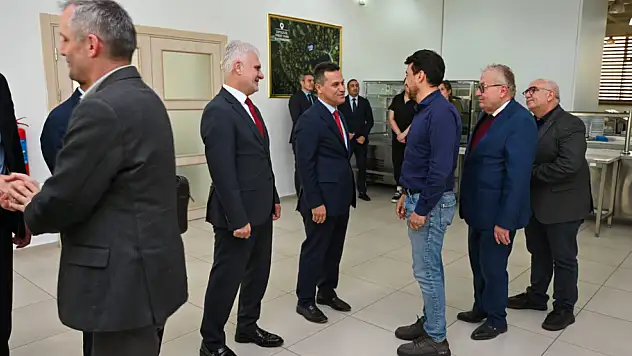 KÜ'de Bayramlaşma Merasimi Gerçekleştirildi