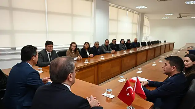 KÜ'de İdari Personel Ödüllendirildi