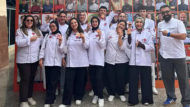 KÜ'den Önemli Başarı: 22 Madalya Kazandılar