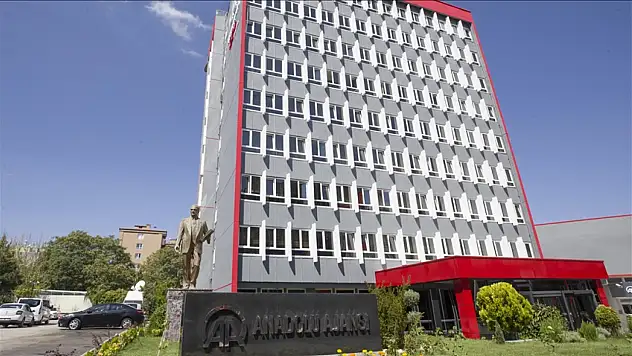 KÜ Ve Türk Kızılay, AA'nın Kuruluş Yıl Dönümünü Kutladı