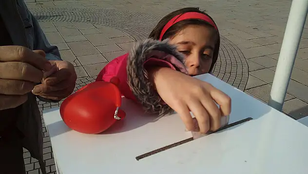 Kumbarasını Bayırbucak Türkmenleri için açtı