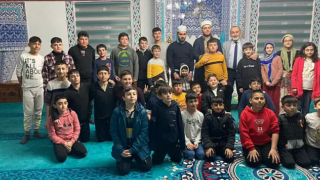 Küre Belediye Başkanı Salih Turan çocuklarla iftar yaptı