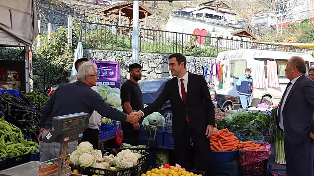 Küre'de Pazar Yerini Ziyaret Ettiler