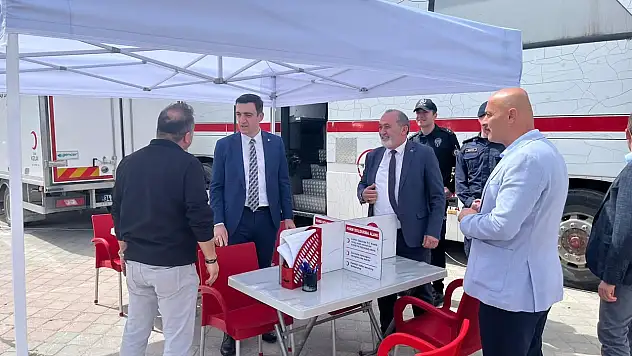 Küre Kaymakamı Çakır'dan Kızılay Kan Bağış Aracına Ziyaret